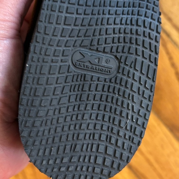 Salvatore Ferragamo lace up leather shoes, size 8.5 - Picture 6 of 10